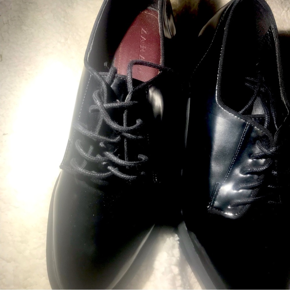 Shoes by ZARA for women, size 10. Color black. New. Never been worn, still
